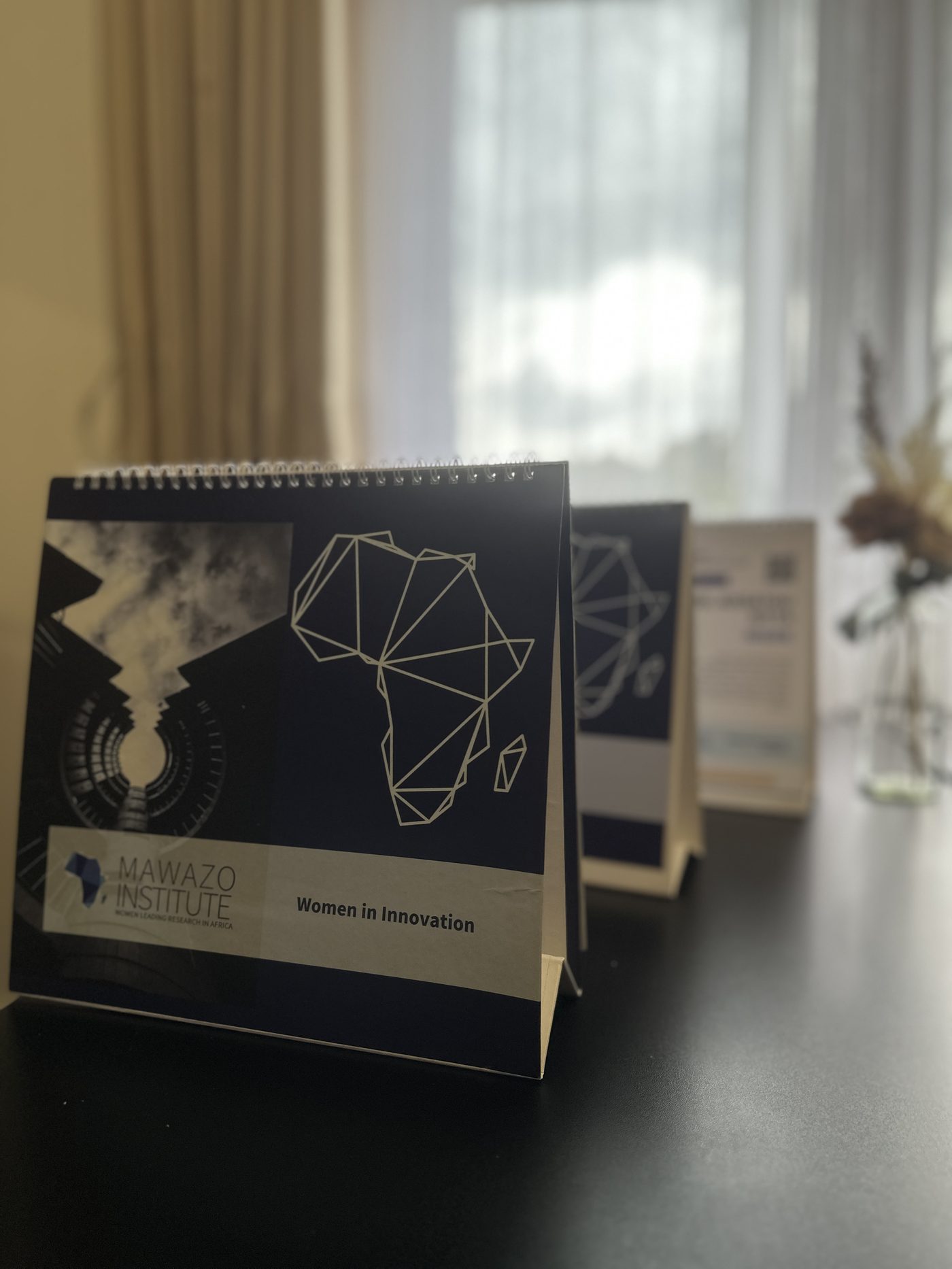 Mawazo desk calendar
